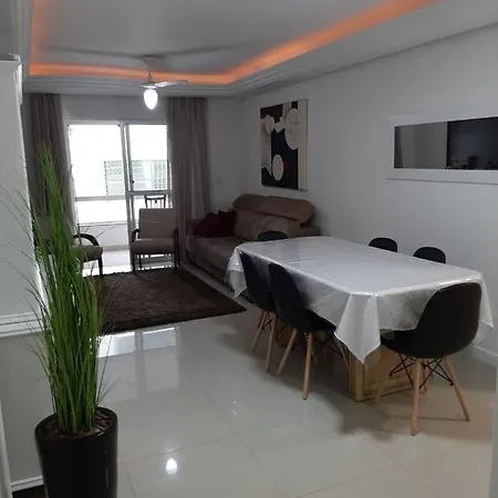 Meia Praia - Apartamento Com Sacada Ampla E Churrasqueira, Proximo A Praia E A Avenida Principal. Itapema Exterior photo
